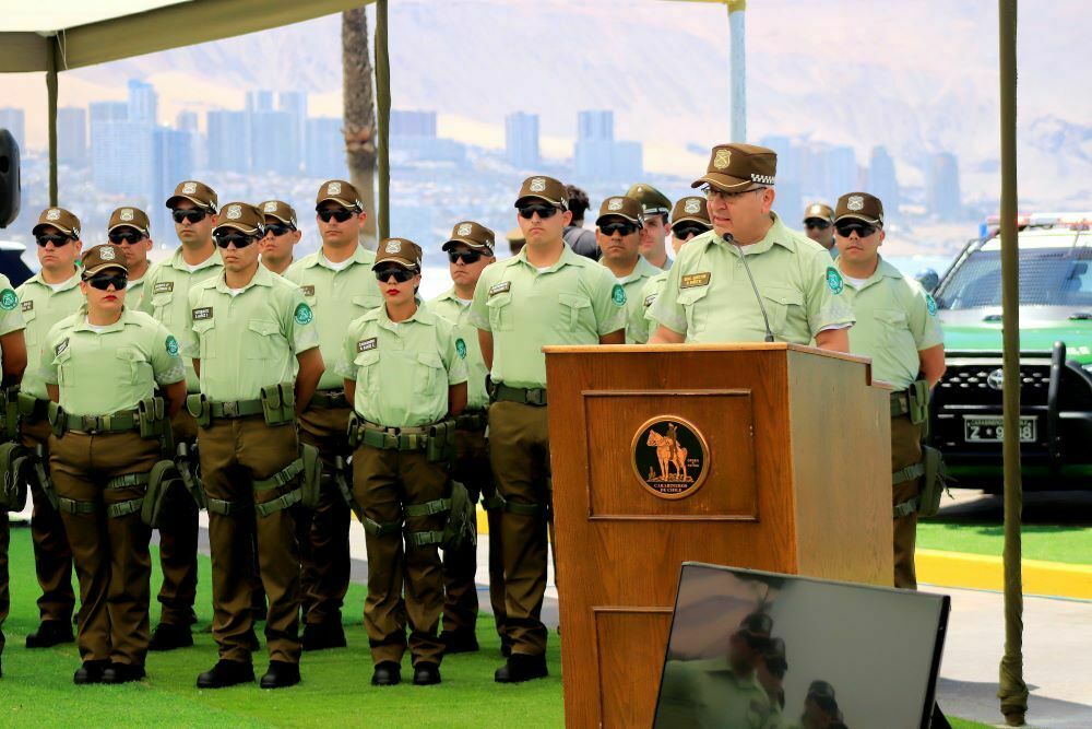 Carabineros Mostró Su Nueva Tenida Y Equipamiento Para Reducir Delitos ...