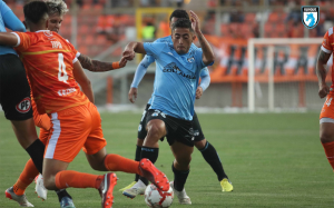 Debut Amargo para Deportes Iquique en la «Noche Naranja»: Cobreloa se Impone 2-1 en el Estadio Zorros del Desierto