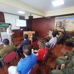 Actividad entre la Defensoría Regional y Carabineros fortalece conocimientos en facultades policiales