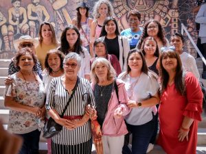 Mujeres del Tamarugal participaron en charla sobre nueva Ley Integral con ministra Orellana