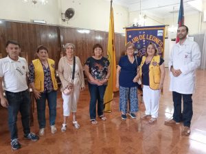 Club de Leones de Iquique brinda atención médica gratuita a adultos mayores con destacada participación del Dr. Vladimir Salgado