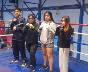 Boxeadores y boxeadoras del Heriberto Rojas viajan a competir a Arica