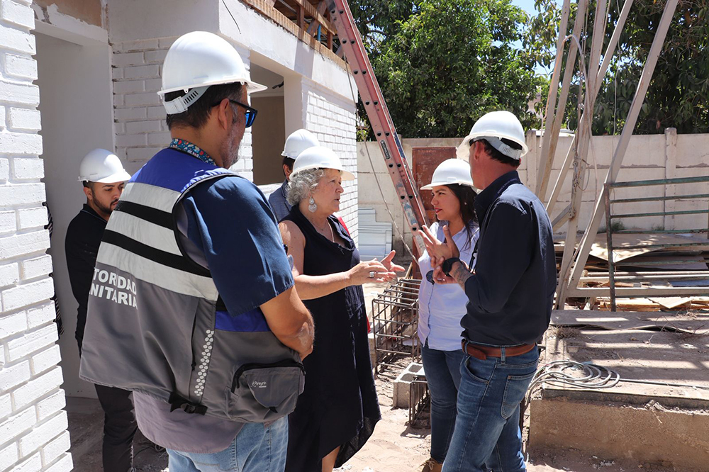 Autoridades Visitan Obras De Nuevo Cosam Del Tamarugal En Pica | Diario ...