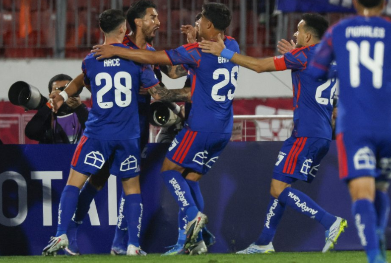 La U Se Quedó Con El Clásico Ante La UC Y Volvió A Meterse En La Pelea ...